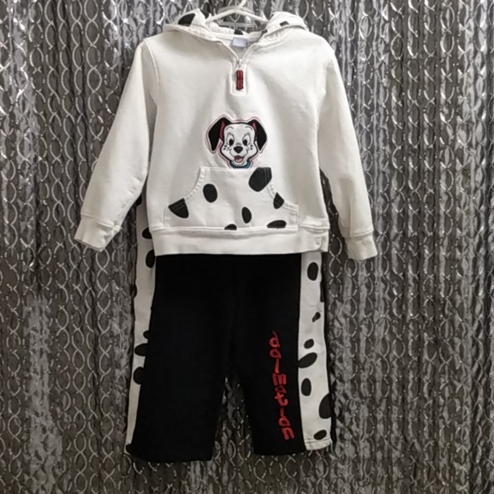 Disney Kids 5T "Dalmatian" Hooded Sweatsuit
